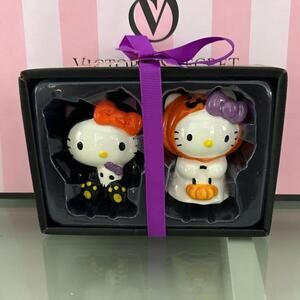 Hello Kitty Halloween Salt and Pepper Shakers Bluesky Brand New In Gift Box